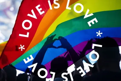 LUNA PRIDE – sărbătorește dragostea cum vrei!